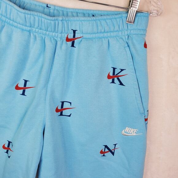 Nike NSW Club AOP Fleece Shorts Men Sz Medium Blue Chill Drawstring Pockets Logo - Picture 2 of 9